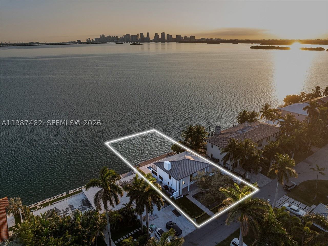 1351 Bay Ter #0 - Photo 5 of 42