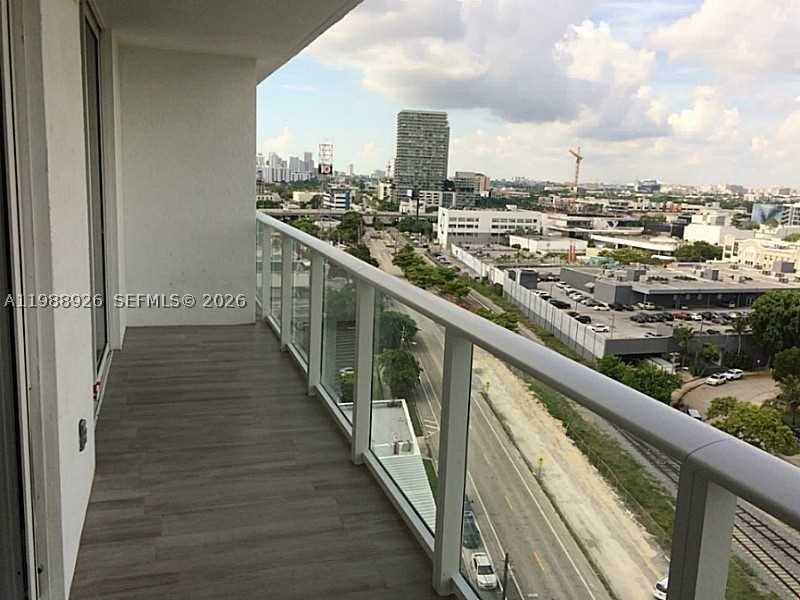 4250 Biscayne Blvd #1414 - Photo 7 of 35