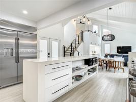 featured image of 104 Angelfish Ln