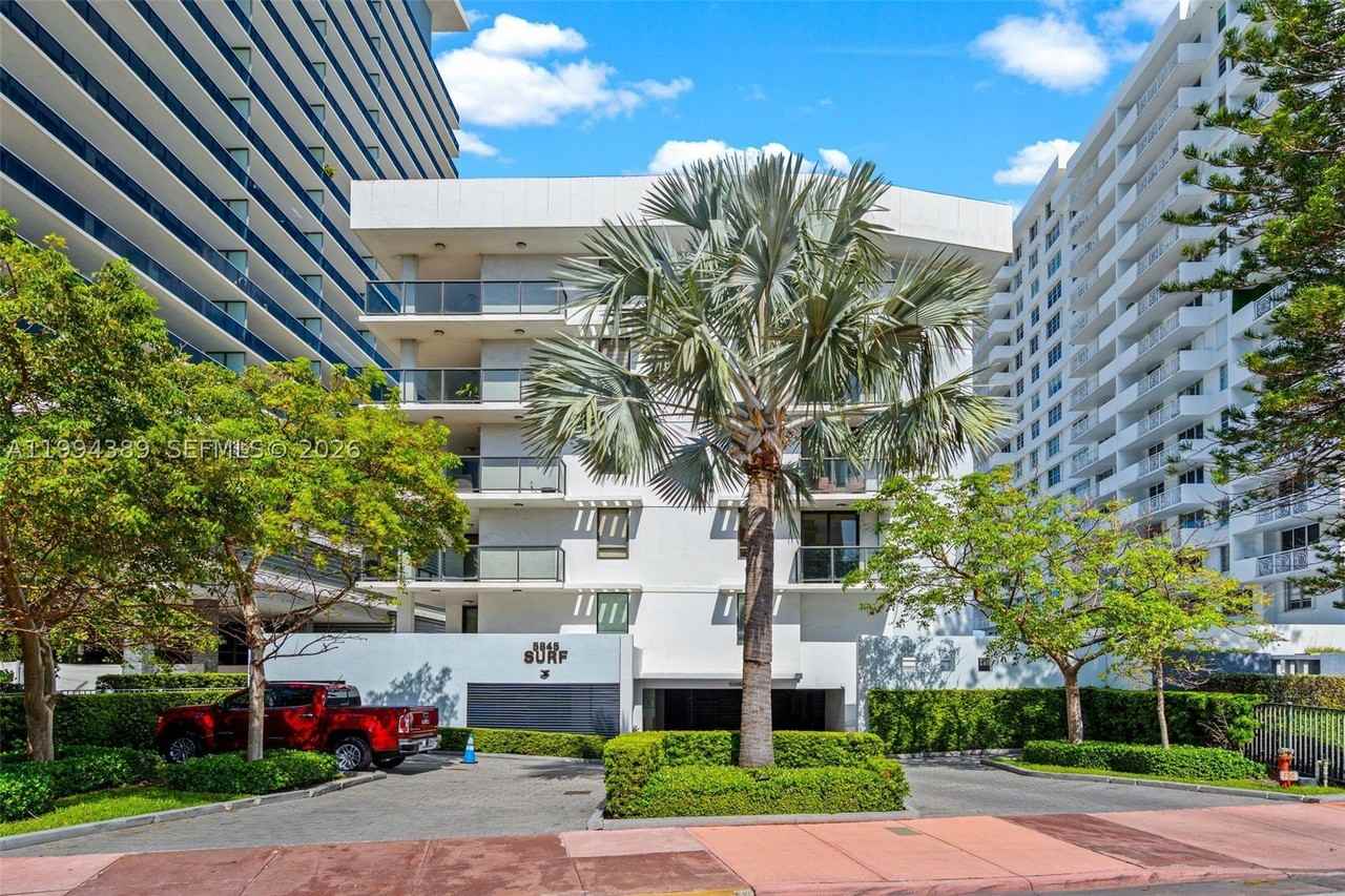5845 Collins Ave #101 - Photo 3 of 50