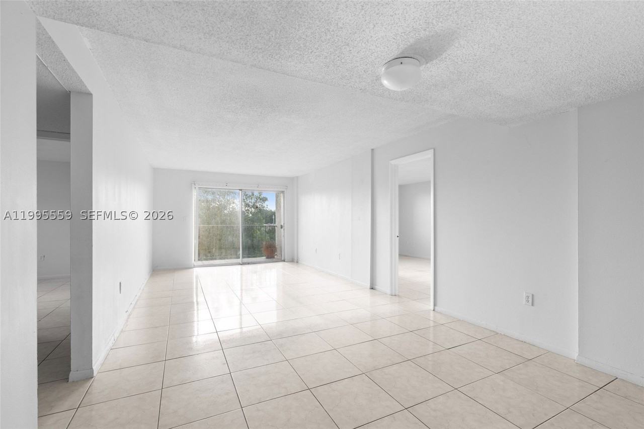 14250 Sw 62nd St #402 - Photo 6 of 25