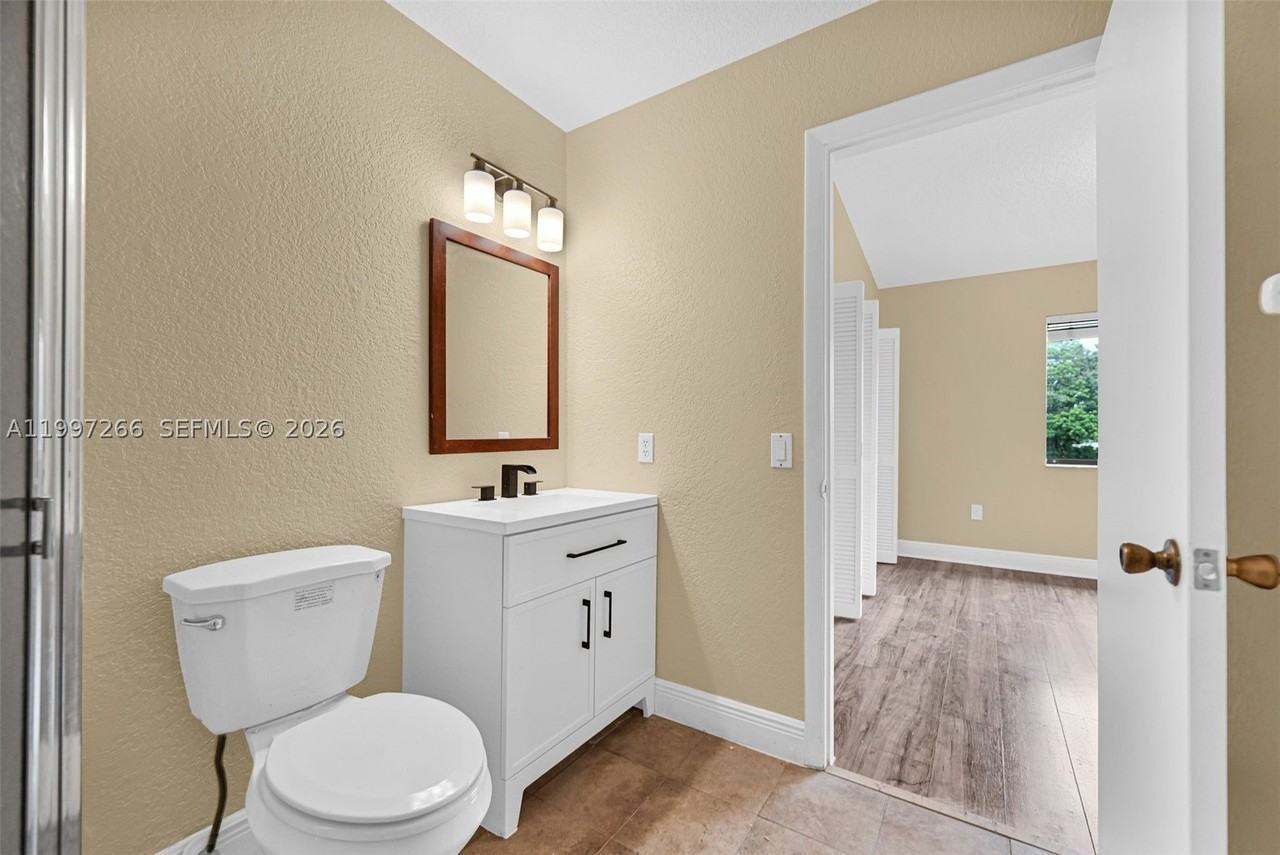 4930 S University Dr #4930 - Photo 6 of 50