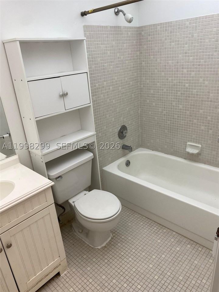 9608 W Mcnab Rd #103 - Photo 7 of 8