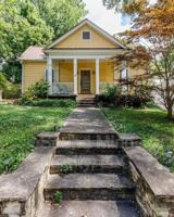 featured image of 1514 Fairview Rd