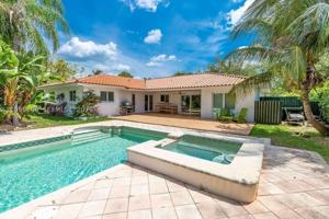 featured image of 14610 Tarpon Dr