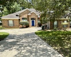 featured image of 979 Watersview Dr