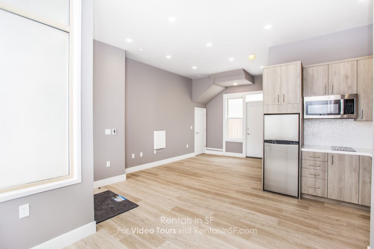 387 26th Ave - Photo 3 of 9