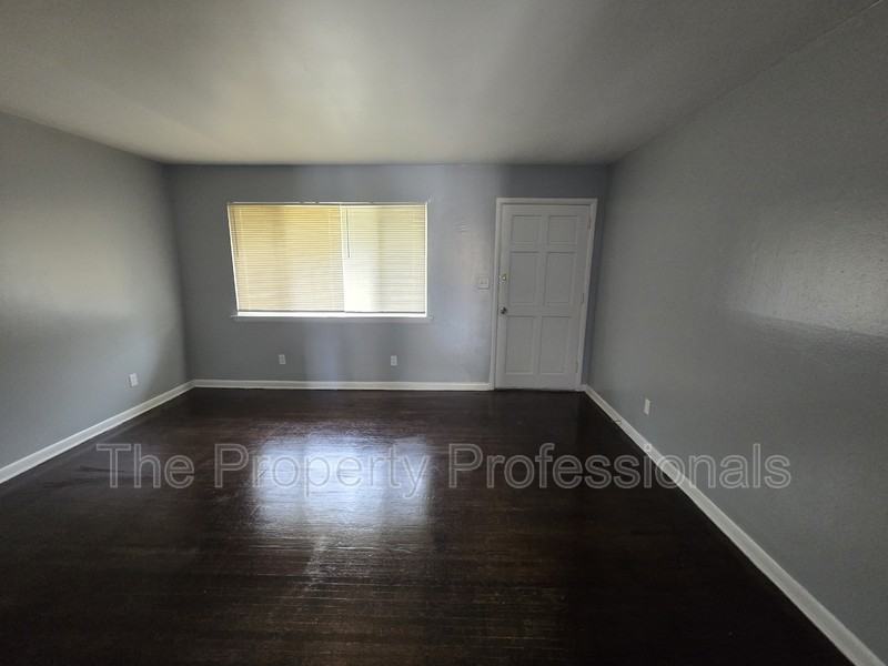 7750 Rugby Ave #D - Photo 2 of 9