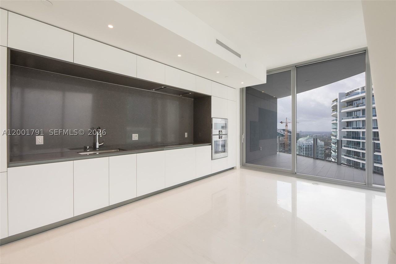 300 Biscayne Boulevard Way #4708W - Photo 3 of 30