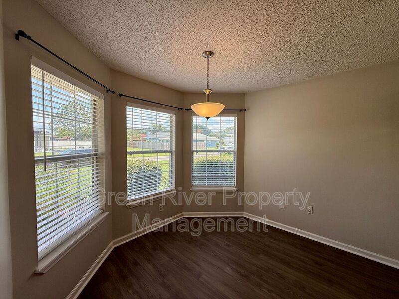 4139 Savannah Glen Blvd - Photo 7 of 49
