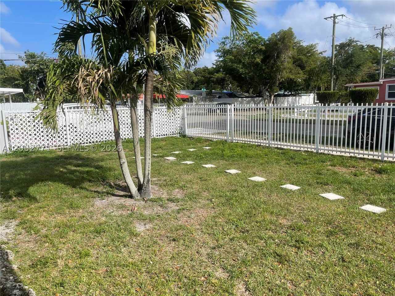 115 Nw 120th St - Photo 2 of 13