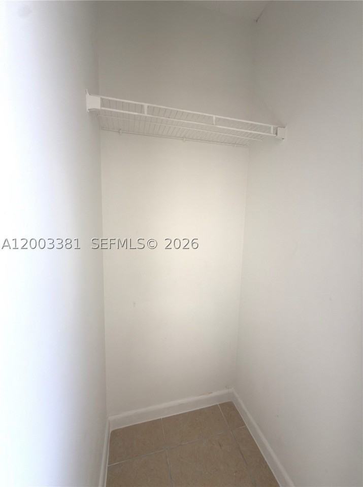 14020 Ne 3rd Ct #5 - Photo 7 of 19