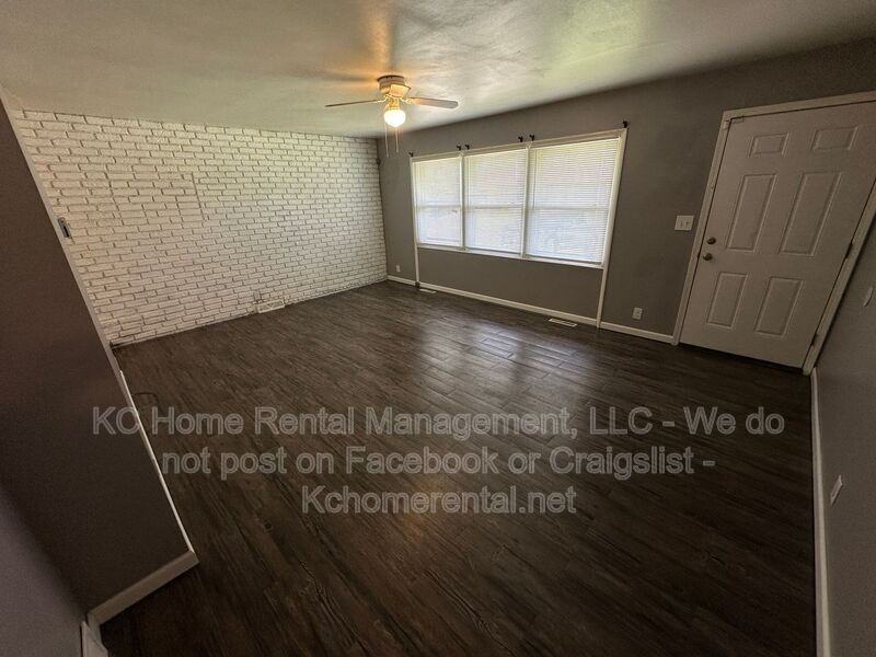 9019 Sycamore Way - Photo 7 of 25