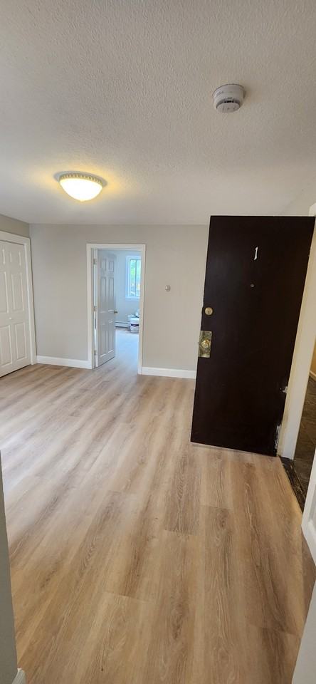 250 Bennington St #1