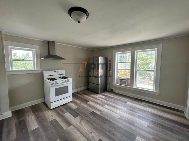 215 Lafayette St #1 - Photo 3 of 12