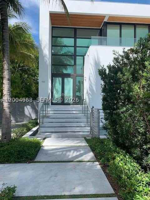 785 Harbor Dr - Photo 4 of 29