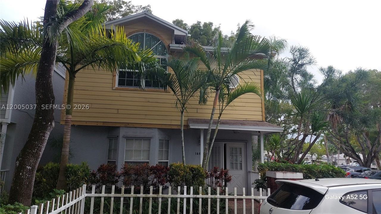 14631 Sw 122nd Pl #14631 - Photo 2 of 12