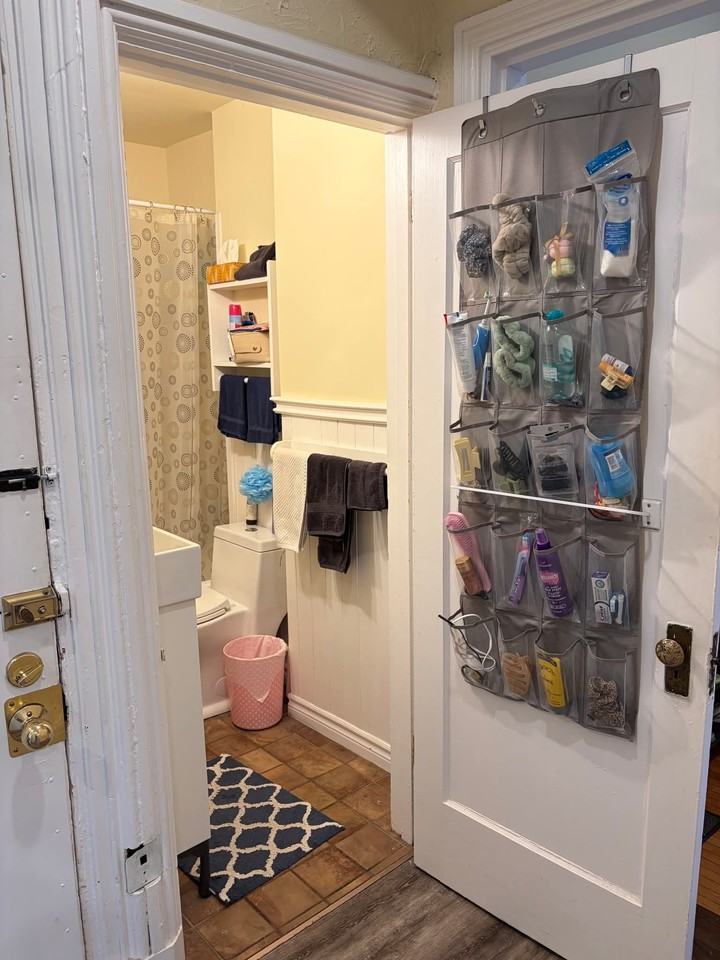 116 Bagot St #4 - Photo 7 of 24