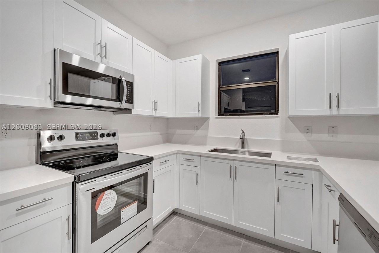13417 Sw 285th St #13417 - Photo 7 of 50