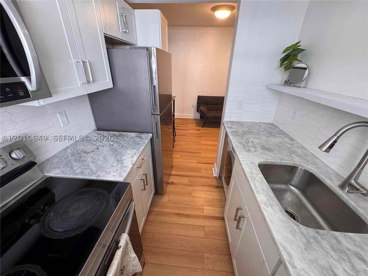 1526 Pennsylvania Ave #17 - Photo 2 of 8
