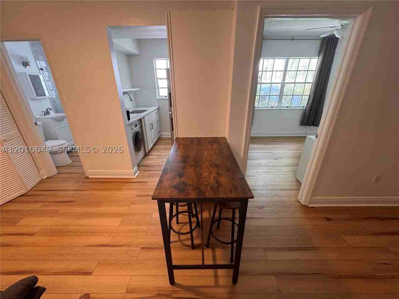 1526 Pennsylvania Ave #17 - Photo 4 of 8