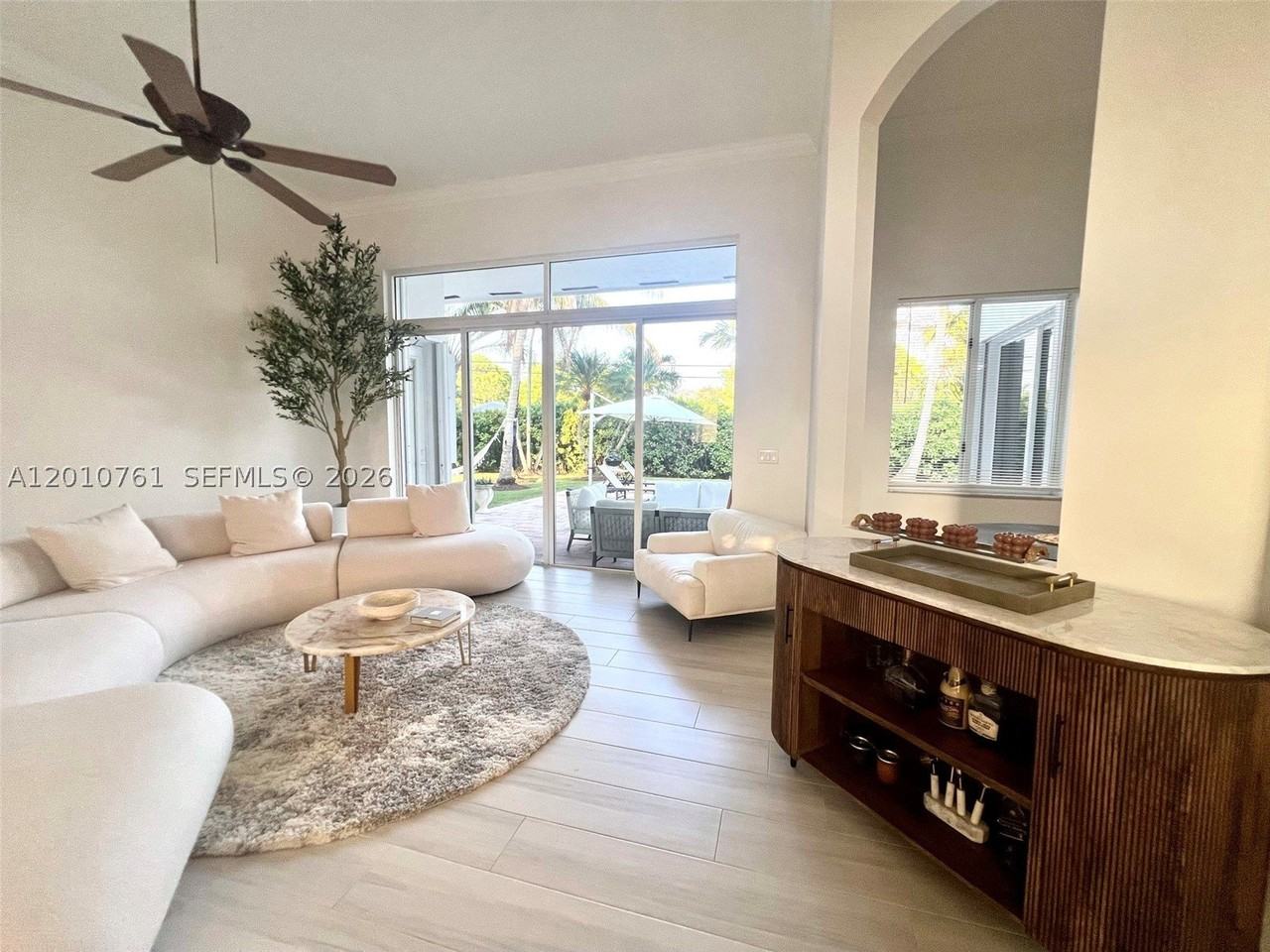 13651 Sw 84th Ct - Photo 2 of 16