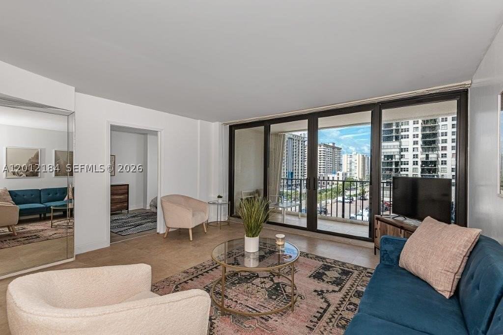2401 S Ocean Dr #604 - Photo 6 of 50