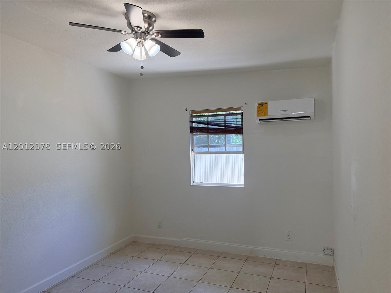 3620 Nw 19th St #3 - Photo 5 of 12