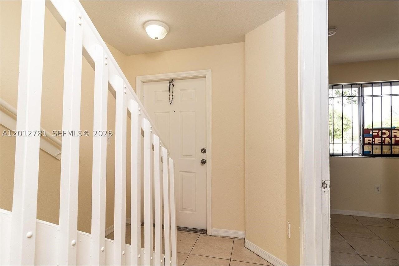 2214 Nw 135th Ter - Photo 3 of 29