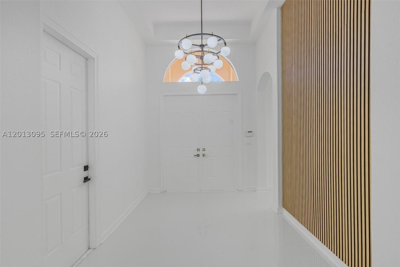 7551 Sw 187th St - Photo 2 of 50