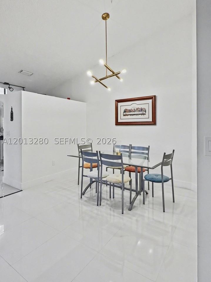 15533 Miami Lakeway N #201