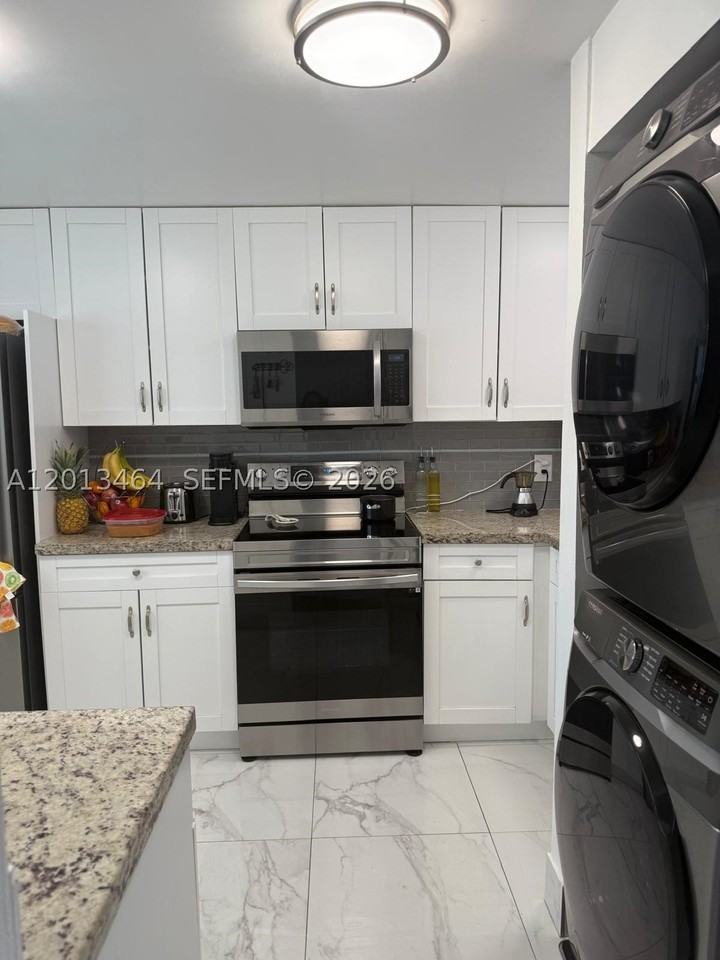 1790 W 75th St #1790 - Photo 7 of 40