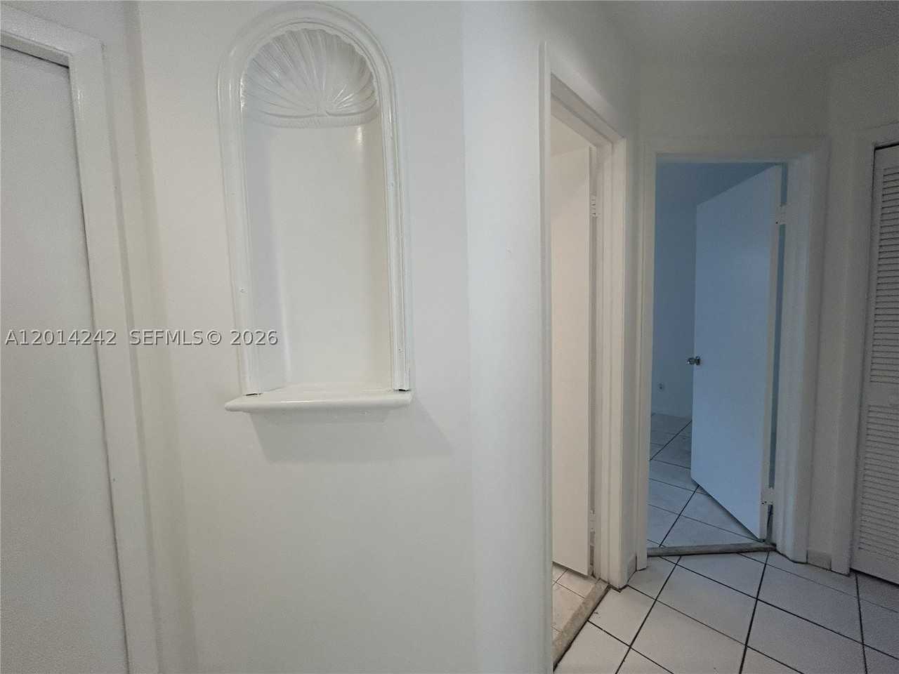 6804 Sw 37th St #11E - Photo 3 of 36