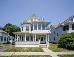 featured image of 104 Madison St #2