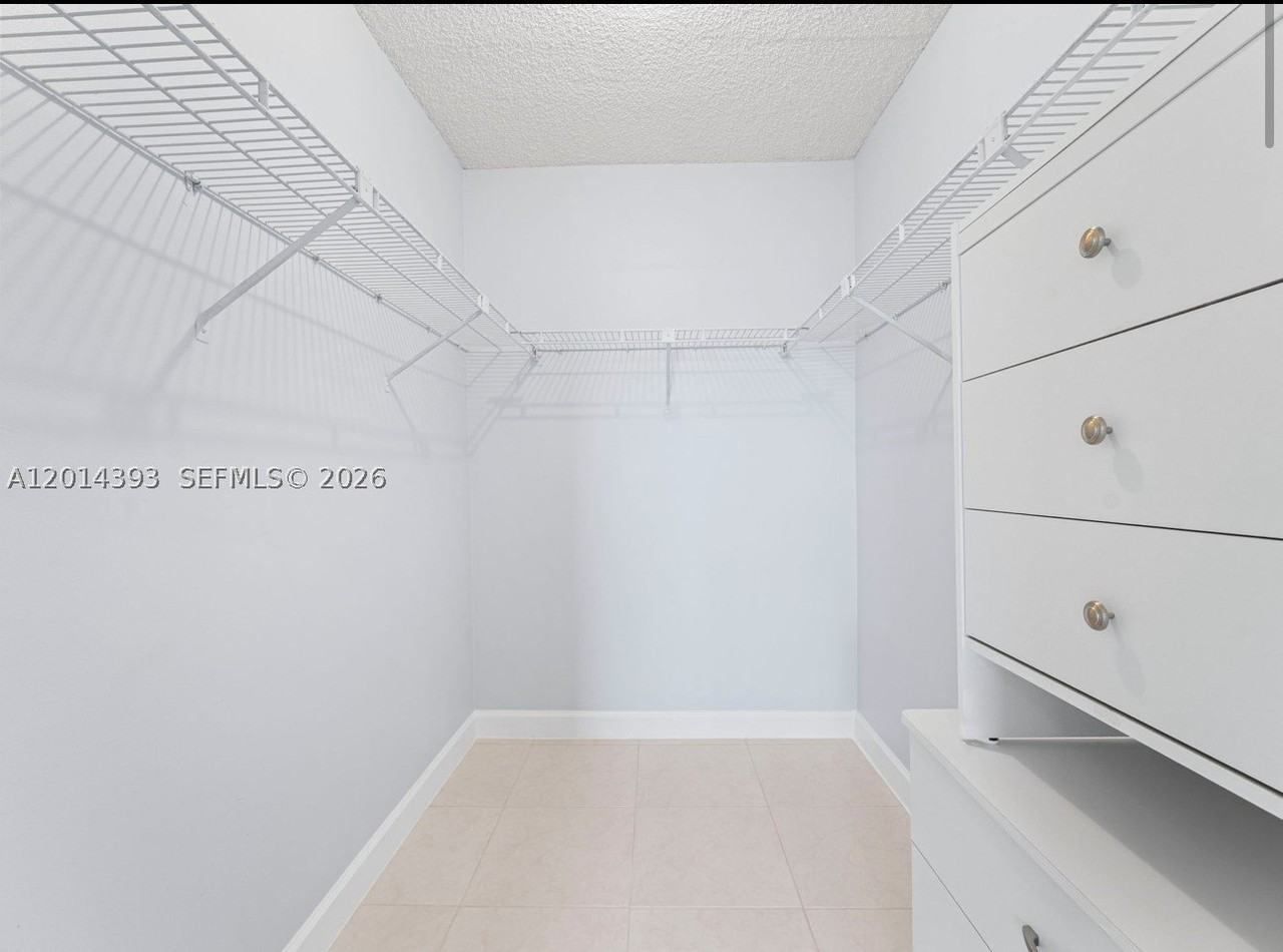 8005 Lake Dr #408 - Photo 7 of 20