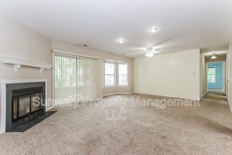 108 Lowell Ct #5 - Photo 2 of 16