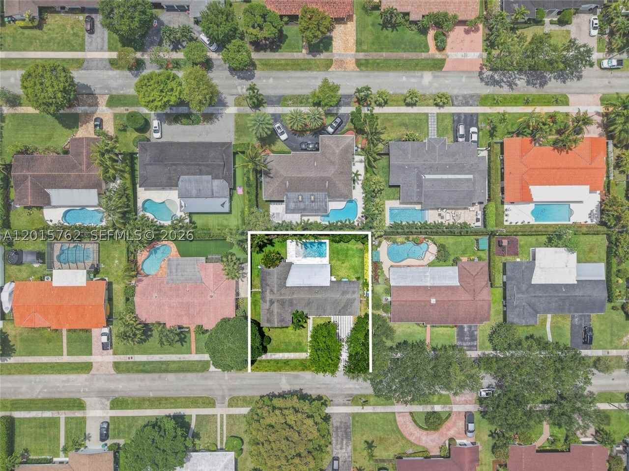 8820 Sw 85th Ter - Photo 6 of 50