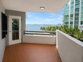 555 Ne 30th St #404 - Photo 1 of 1