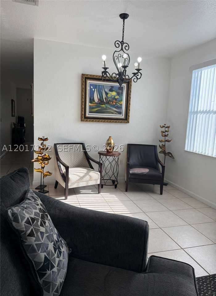 10270 Sw 59th St #10270 - Photo 5 of 24