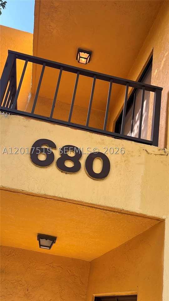 680 Nw 114th Ave #203 - Photo 3 of 23