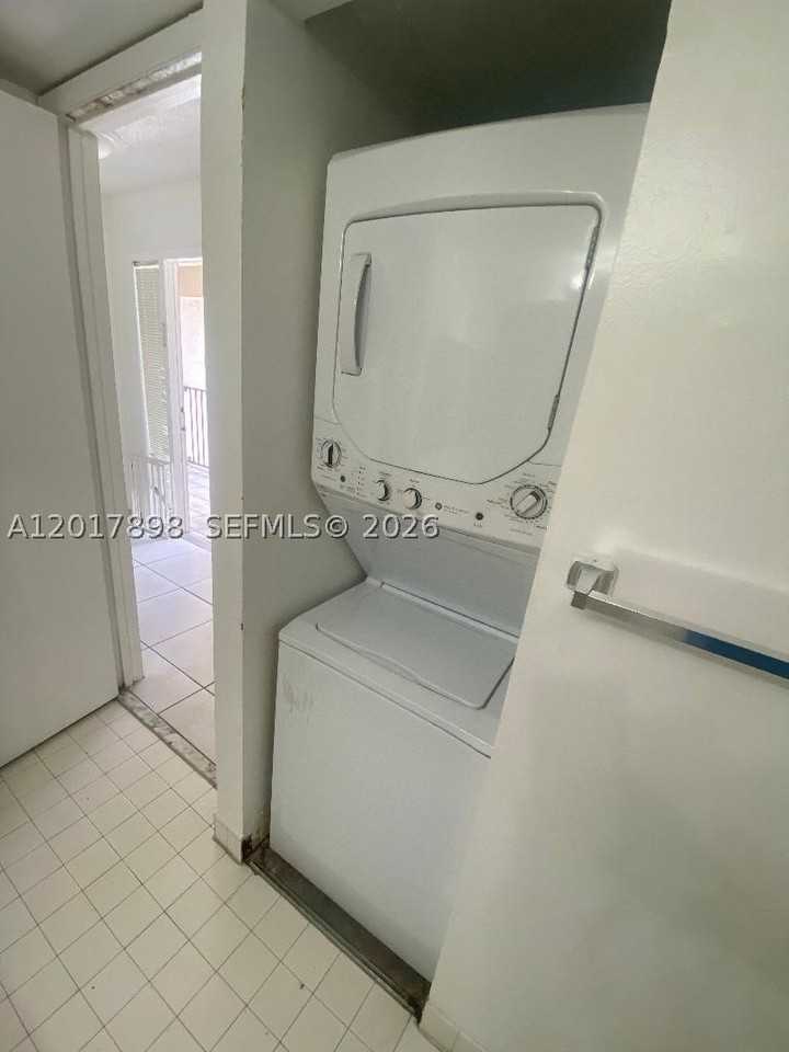 14150 Sw 93rd Ln #14150 - Photo 3 of 12