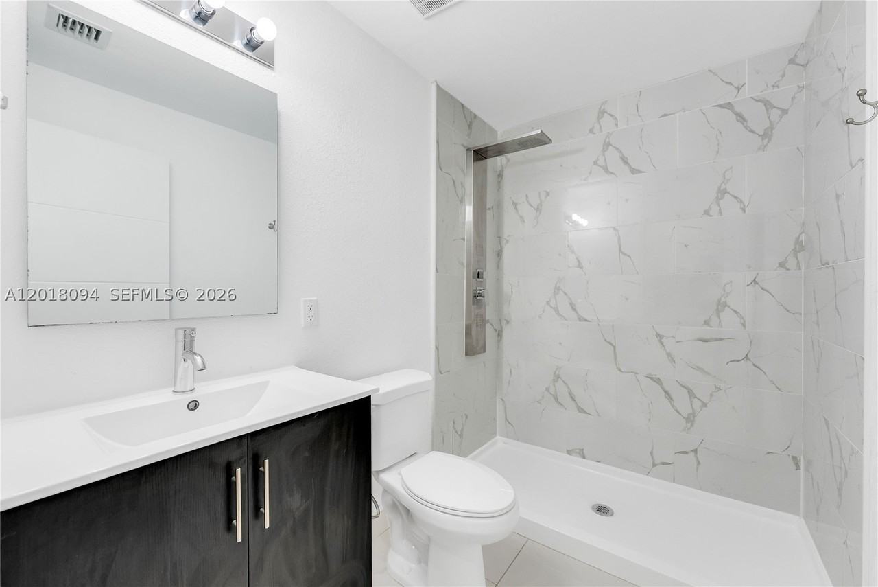 25936 Sw 139th Path #25936 - Photo 5 of 26