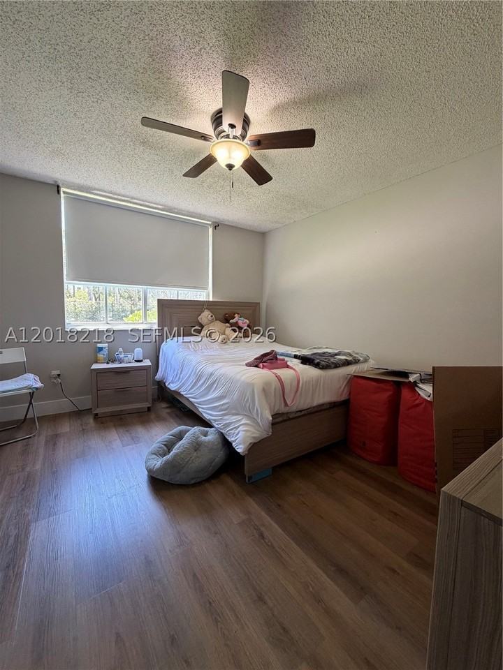 4320 Nw 107th Ave #101-1 - Photo 6 of 8