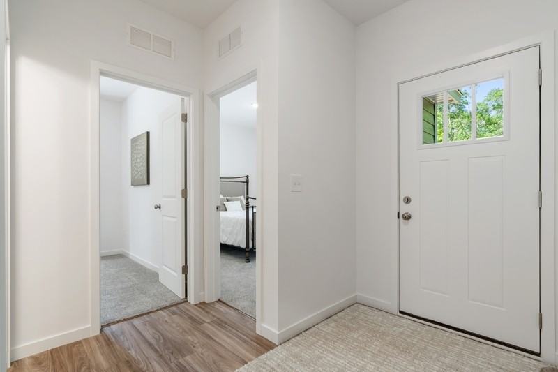 13903 Oakwood Dr - Photo 6 of 10