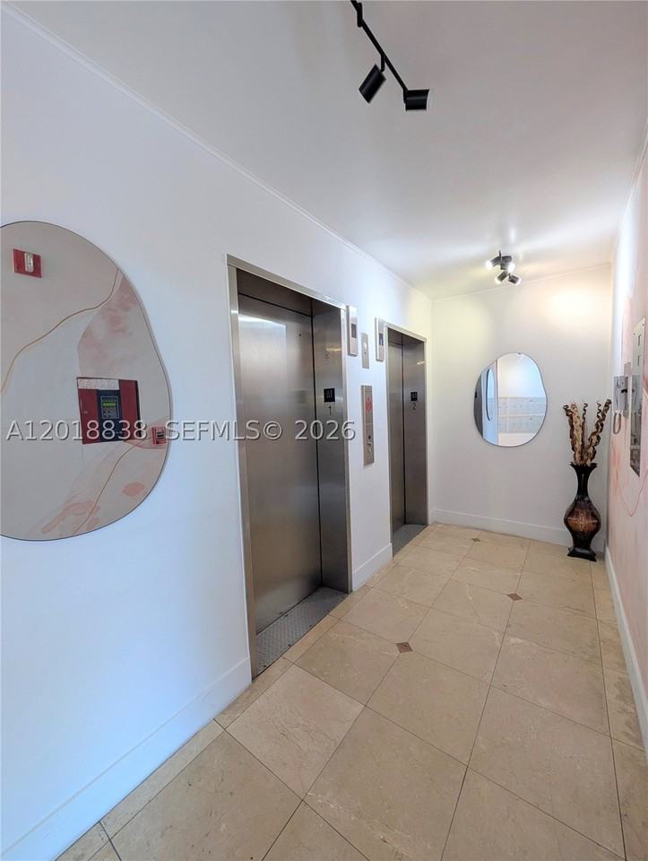 7133 Bay Dr #PH1 - Photo 4 of 36
