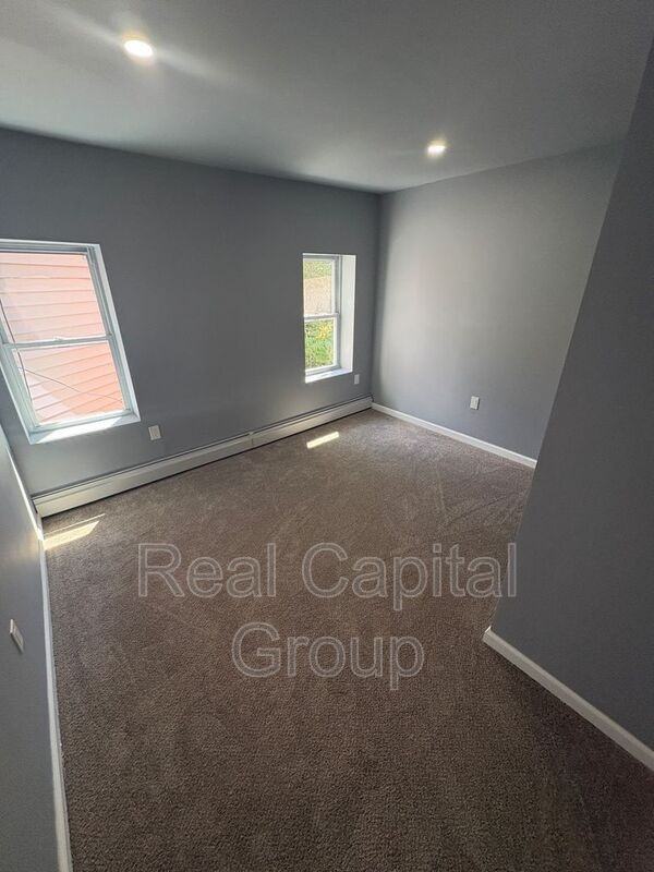 44 Alexander St #3 - Photo 2 of 17