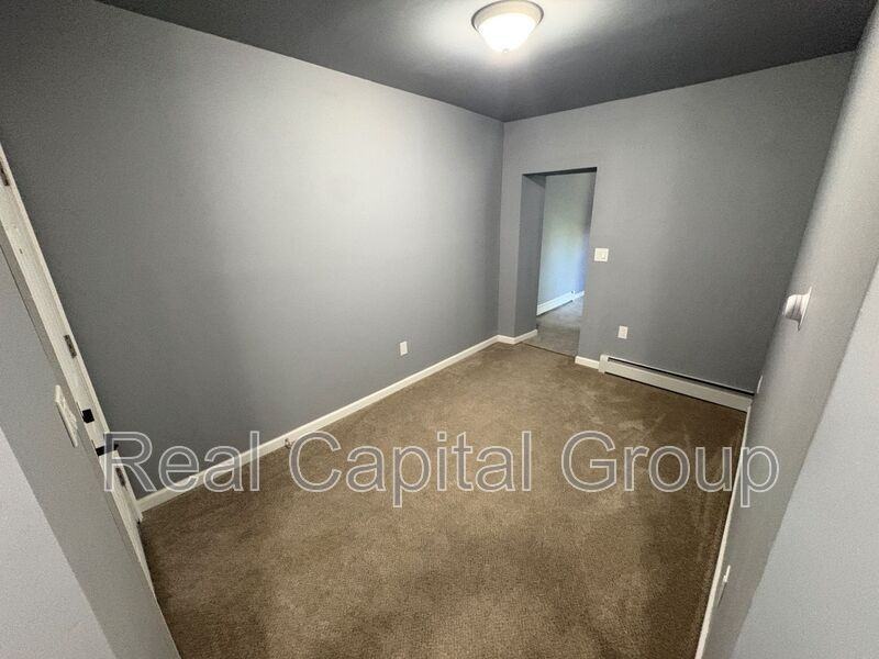 44 Alexander St #2 - Photo 2 of 18