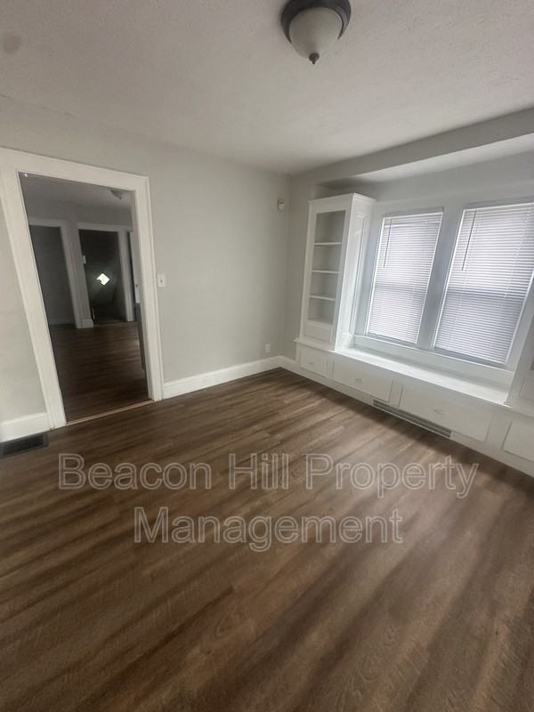 12600 Watterson Ave - Photo 3 of 9