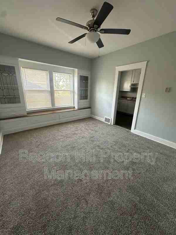 3585 E 129th St - Photo 2 of 8