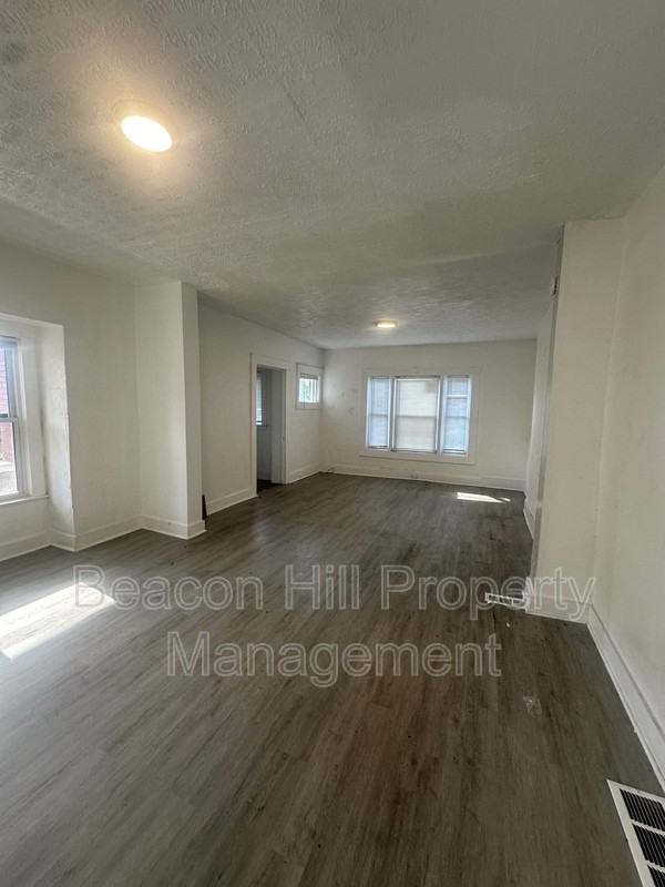 1125 E 99th St - Photo 2 of 10